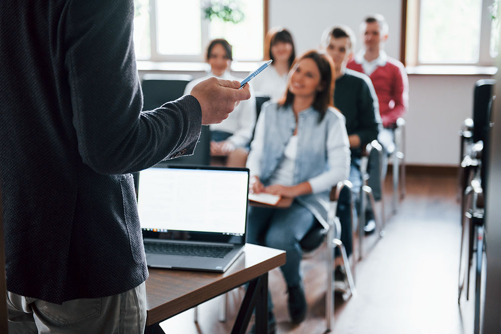 Top 10 Digital Marketing Trainers & Coaches in India 1